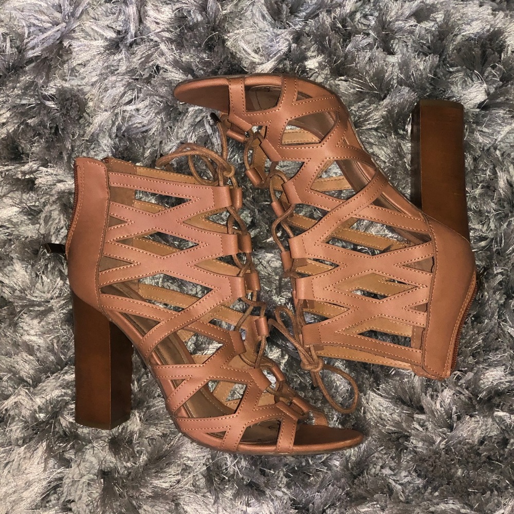 Bamboo Lace Up Heels